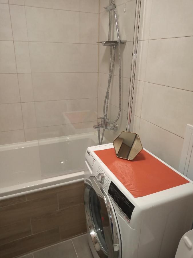 Przytulny Apartament Blisko Morza Гданск Екстериор снимка